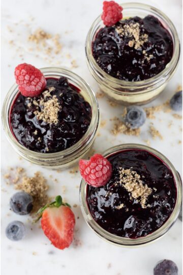 Cheesecake Jars with mixed Berry jam